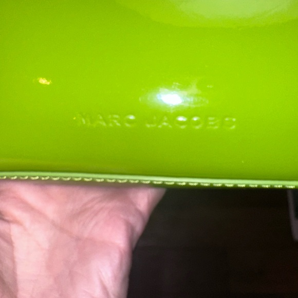 Marc Jacobs Glossy Green Crossbody/Shoulder Bag / NWOT / Rare ⭐️ / 2 straps! - Picture 9 of 14